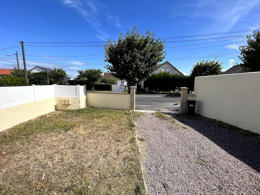 Auva - Sils Maison 48 M2 A 5 Minutes A Pied De La Plage Saint-Aubin-Sur-Mer  Exterior foto